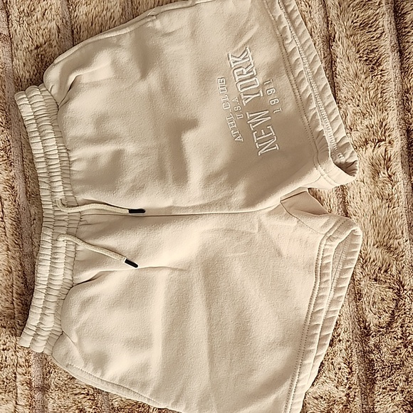 BUNDLE OF SHORTS - Picture 6 of 7